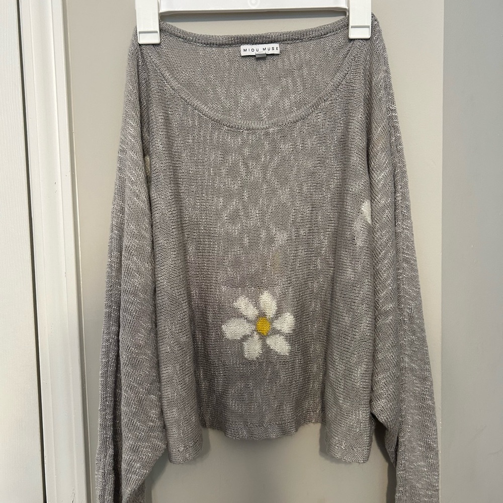 Miou Muse Light Gray Knit Top